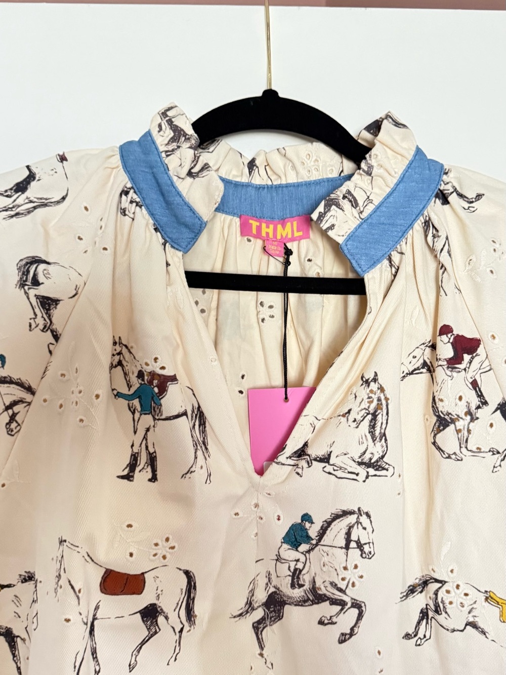 NWT THML Cream Equestrian-Print V-Neck Flutter Sleeve Blouse - Picture 3 of 5